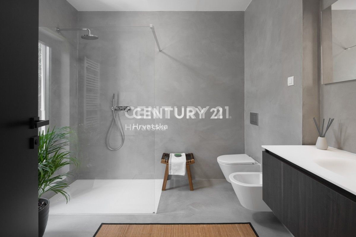 ISTRA, PULA, DINTORNI, SPLENDIDA VILLA MODERNA