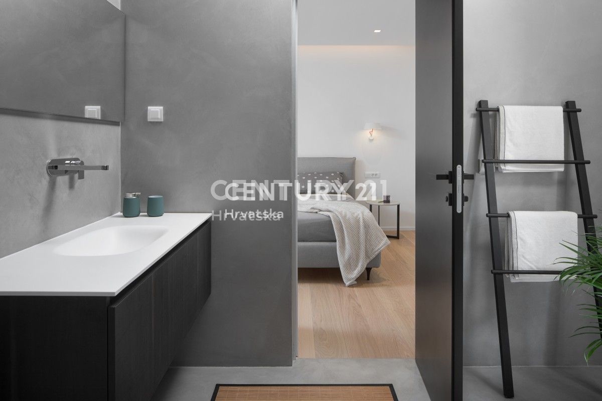 ISTRA, PULA, DINTORNI, SPLENDIDA VILLA MODERNA