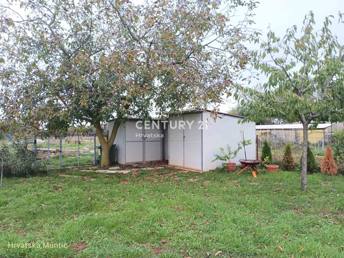 LIŽNJAN, VENDESI CASA AL PIANO TERRA