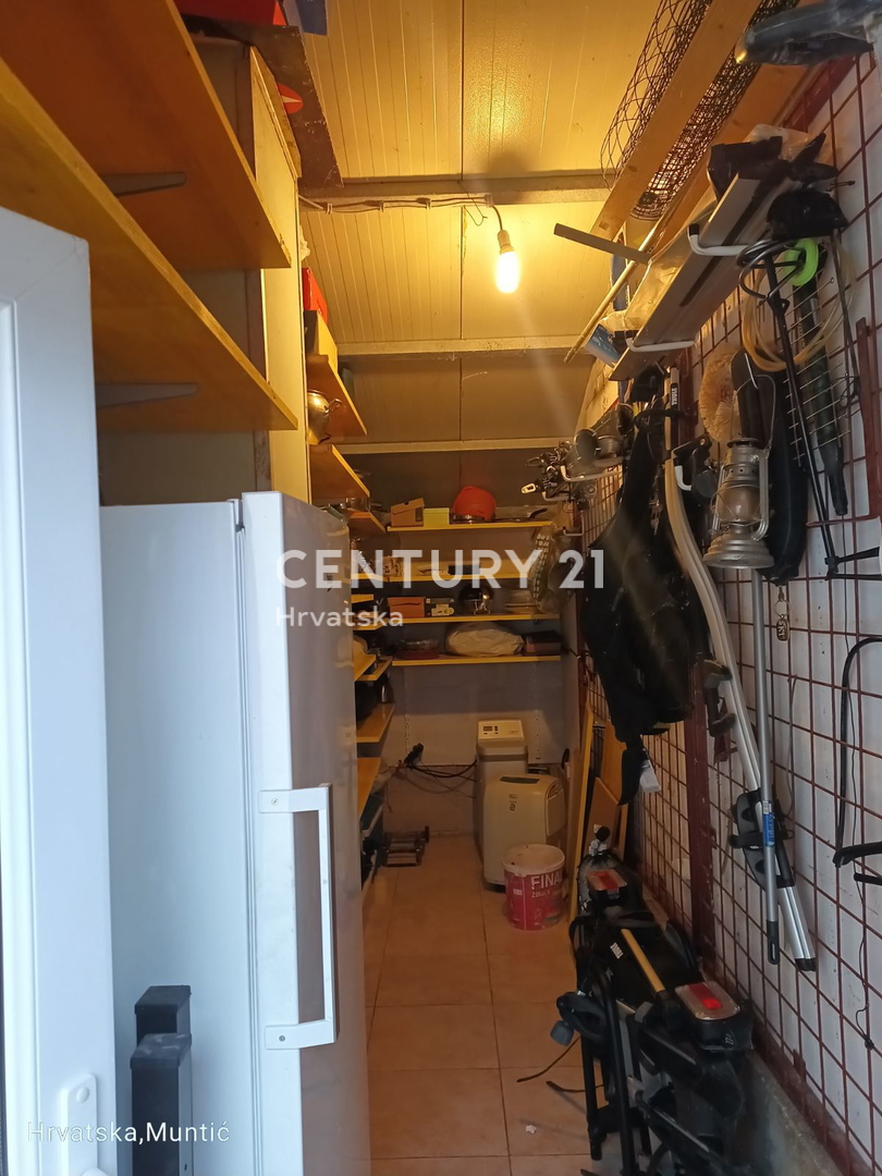 LIŽNJAN, VENDESI CASA AL PIANO TERRA