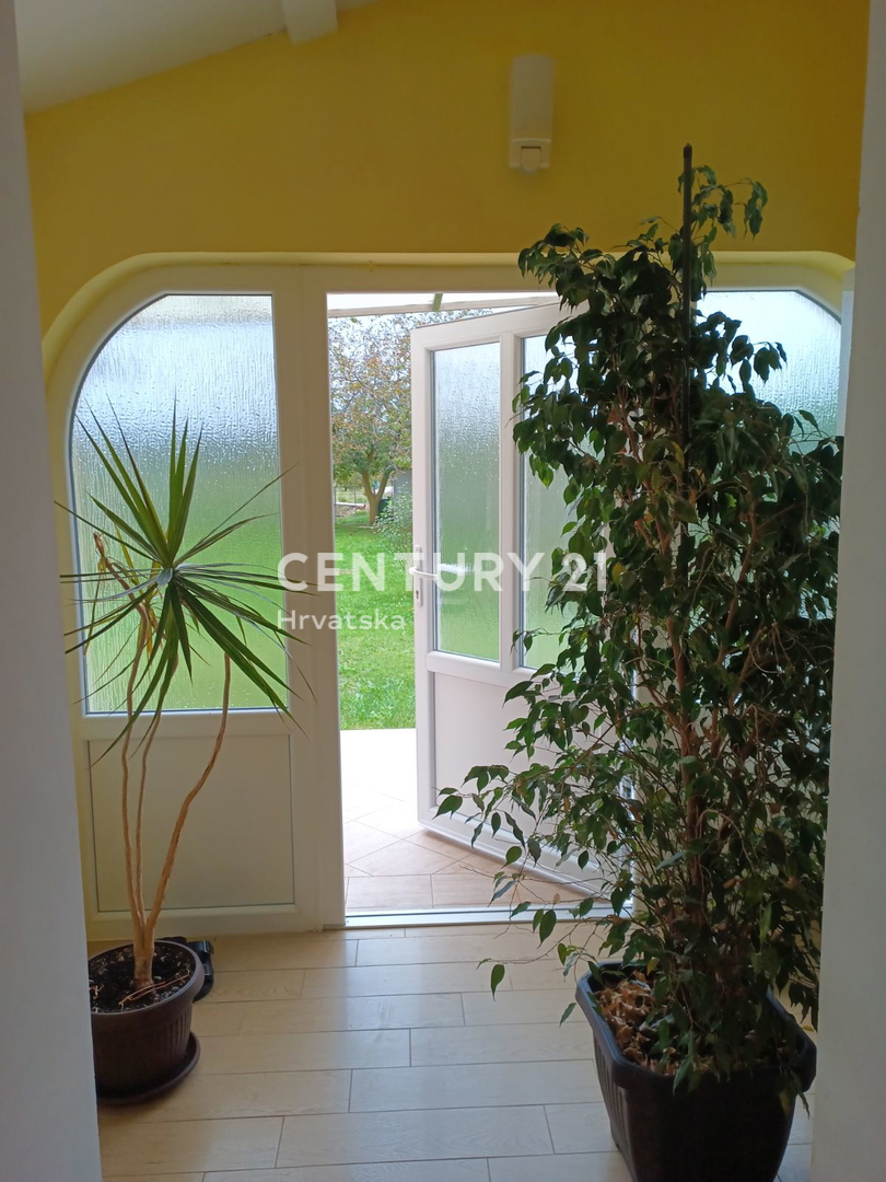 LIŽNJAN, VENDESI CASA AL PIANO TERRA