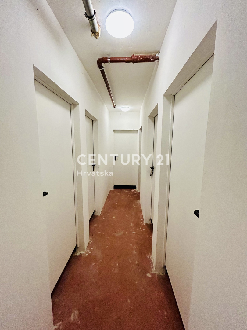 BANJOLE, VOLME, ESCLUSIVA DELL'AGENZIA, APPARTAMENTO A SOLI 200 METRI DAL MARE E DALLA SPIAGGIA CON VISTA MARE