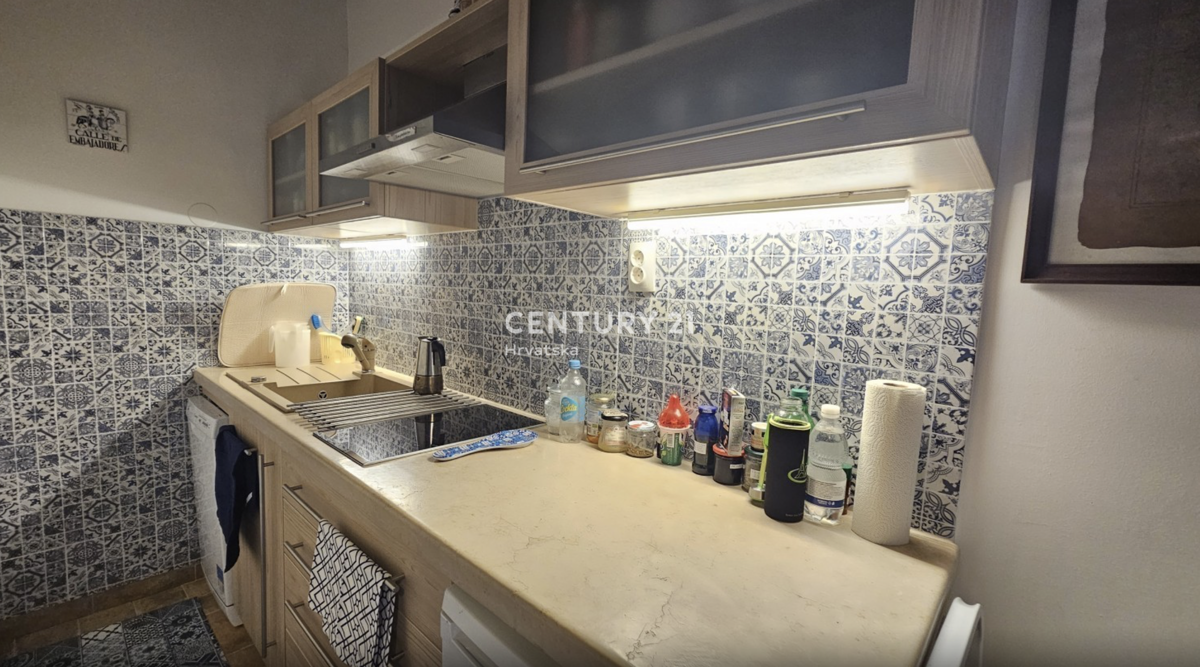 Poreč, periferia, ottima casa a solo 1 km dalla spiaggia