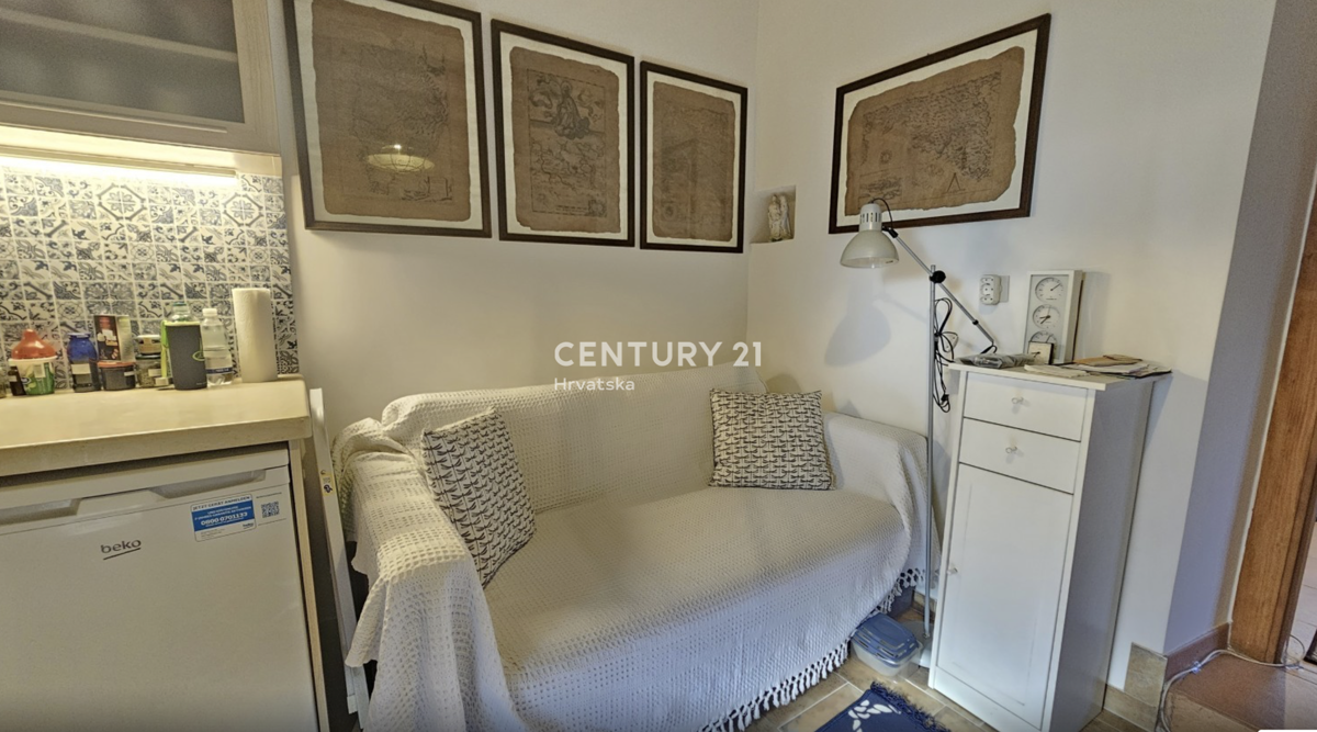 Poreč, periferia, ottima casa a solo 1 km dalla spiaggia