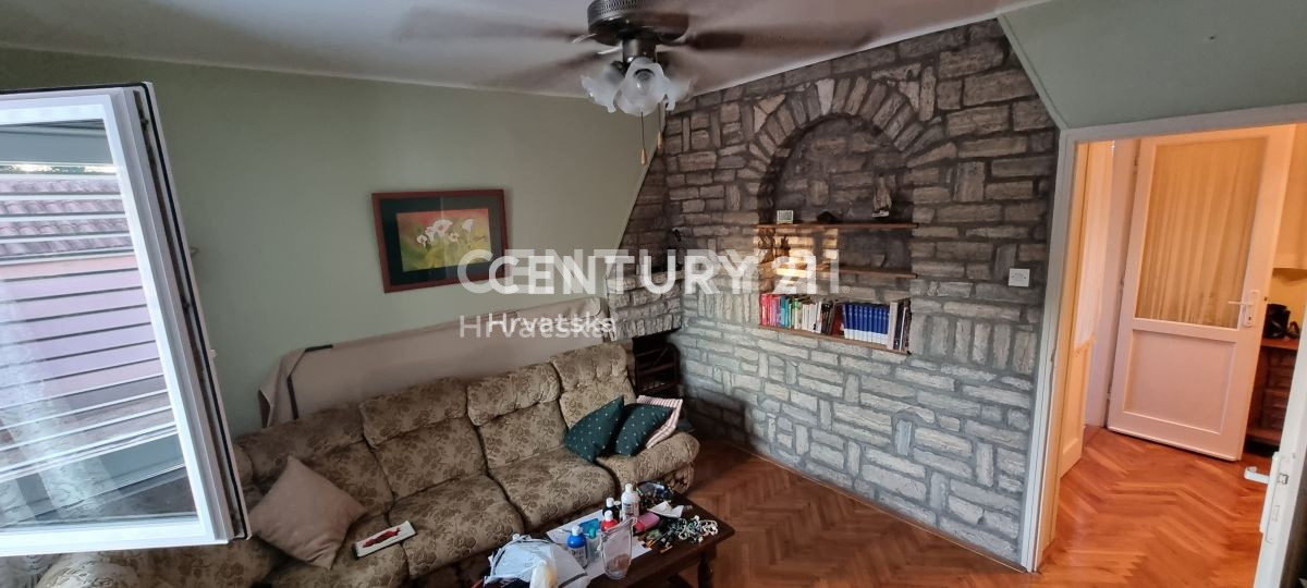Pašman, Kraj, casa con vista mare e sui campanili