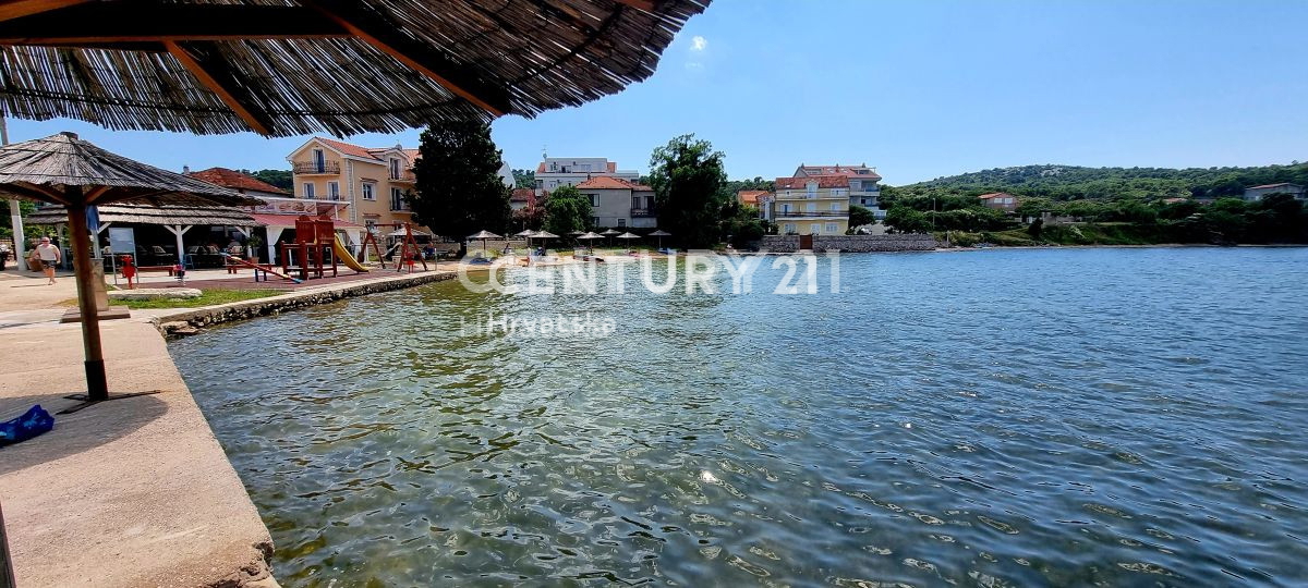 Pašman, Kraj, casa con vista mare e sui campanili