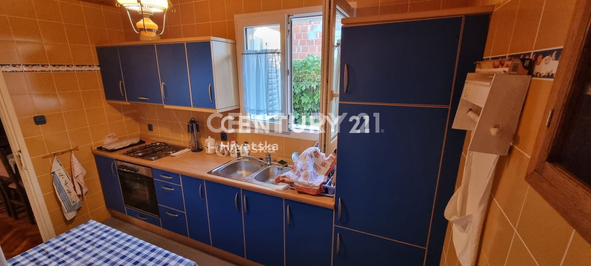 Pašman, Kraj, casa con vista mare e sui campanili