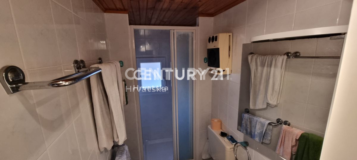 Pašman, Kraj, casa con vista mare e sui campanili