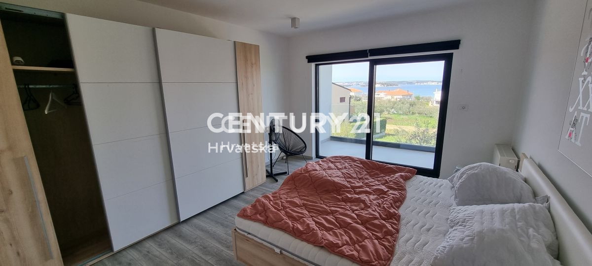 Tkon, Pašman ottima casa familiare
