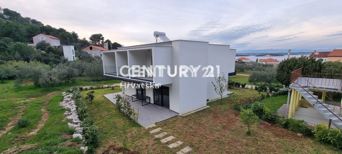Tkon, Pašman ottima casa familiare