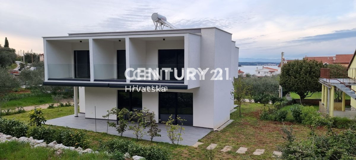 Tkon, Pašman ottima casa familiare