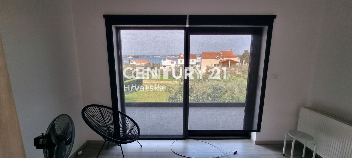 Tkon, Pašman ottima casa familiare