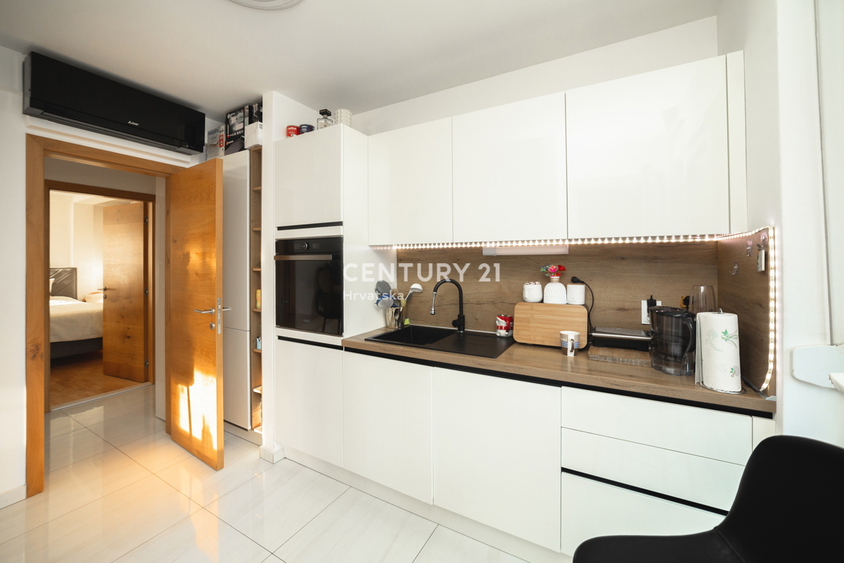 ZADAR, MOCIRE, APPARTAMENTO 3 VANI, 92 m2, 1° piano, P.M., OTTIMA POSIZIONE, VISTA MARE