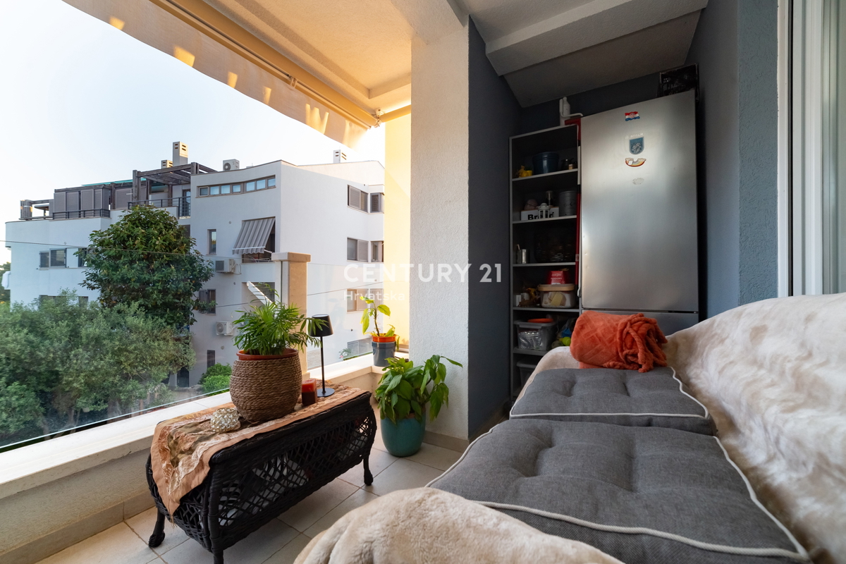 ZADAR, MOCIRE, APPARTAMENTO 3 VANI, 92 m2, 1° piano, P.M., OTTIMA POSIZIONE, VISTA MARE