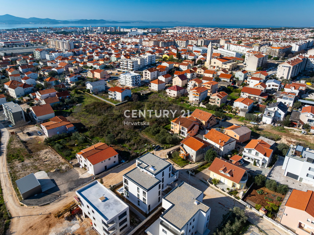 ZADAR, BILI BRIG, NUOVA COSTRUZIONE DI LUSSO, 3,5 VANI-110 m2, PIANO TERRA, GIARDINO