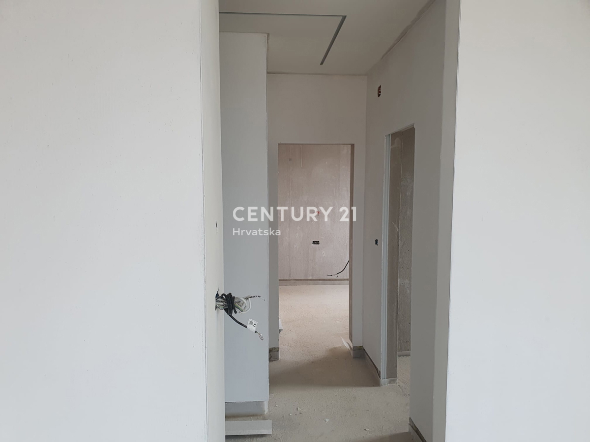 ZADAR, BILI BRIG, NUOVA COSTRUZIONE DI LUSSO, 3,5 VANI-110 m2, PIANO TERRA, GIARDINO