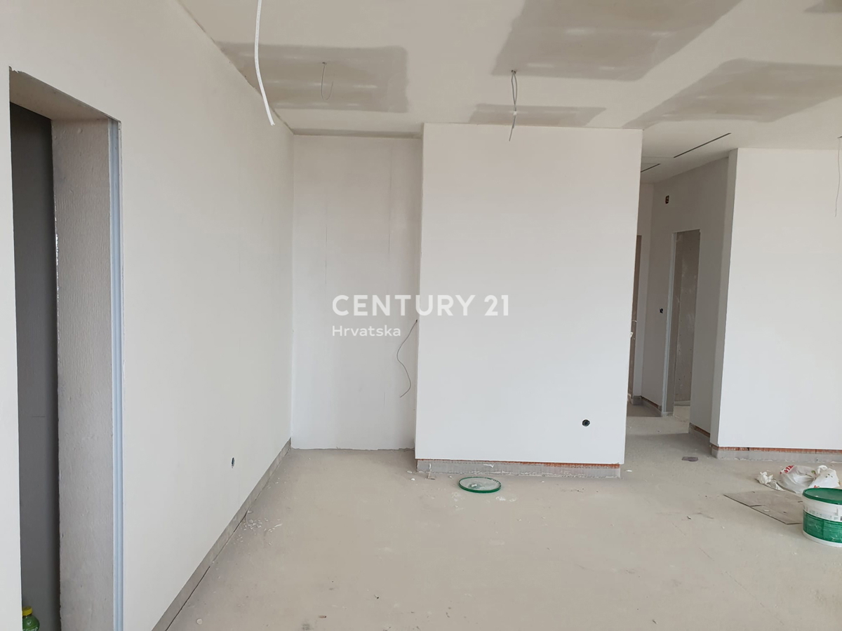 ZADAR, BILI BRIG, NUOVA COSTRUZIONE DI LUSSO, 3,5 VANI-110 m2, PIANO TERRA, GIARDINO