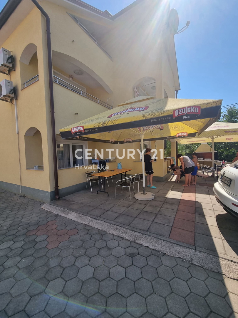 Casa con più unità abitative: Sveti Petar na Moru, Biograd