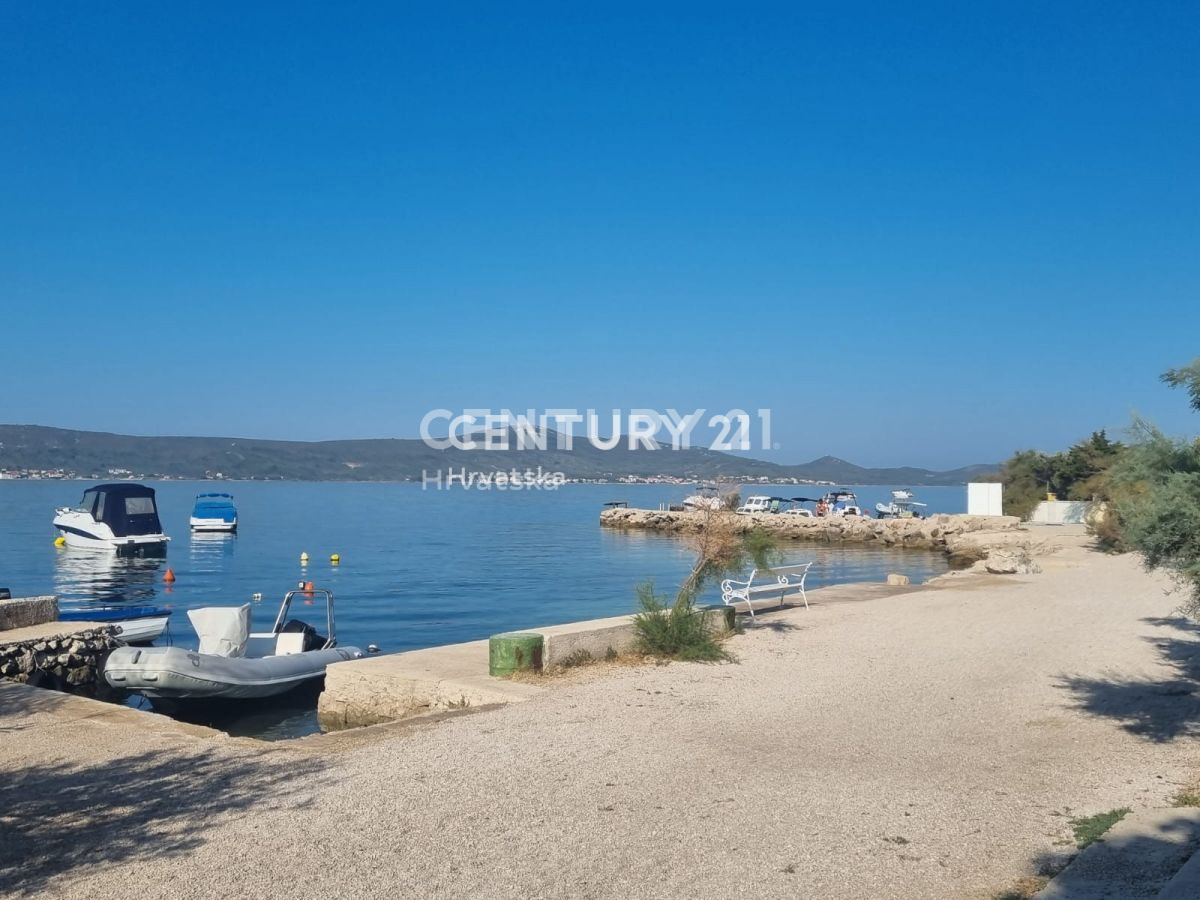 Casa con più unità abitative: Sveti Petar na Moru, Biograd