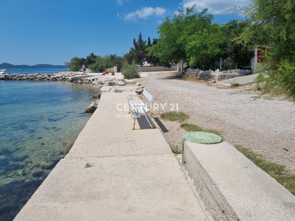 Casa con più unità abitative: Sveti Petar na Moru, Biograd