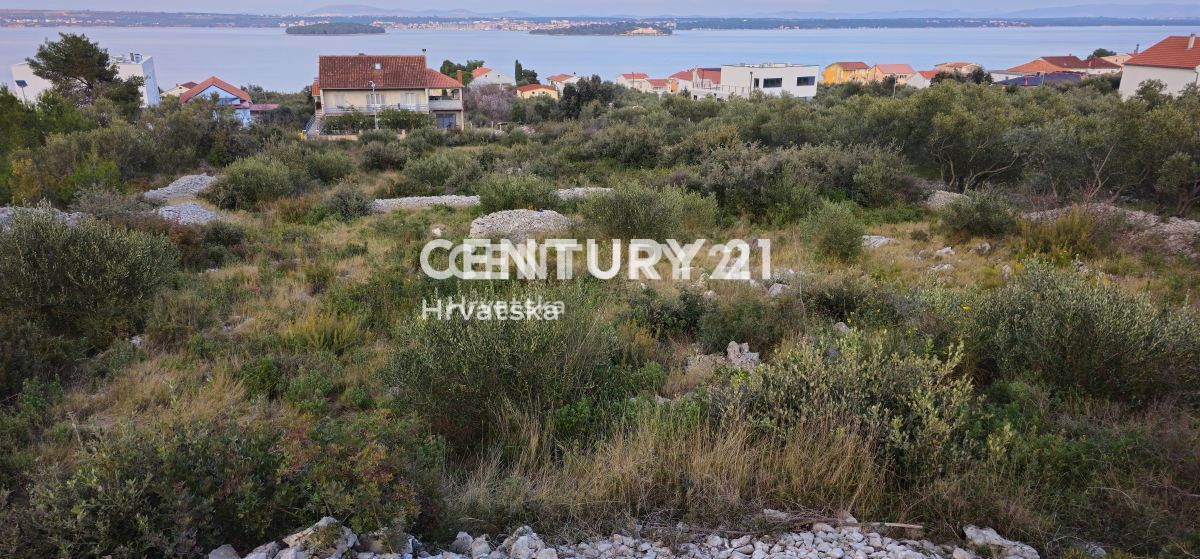 Tkon, Terreno edificabile con vista mare di forma regolare