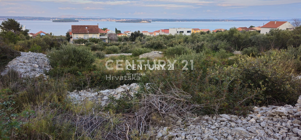 Tkon, Terreno edificabile con vista mare di forma regolare