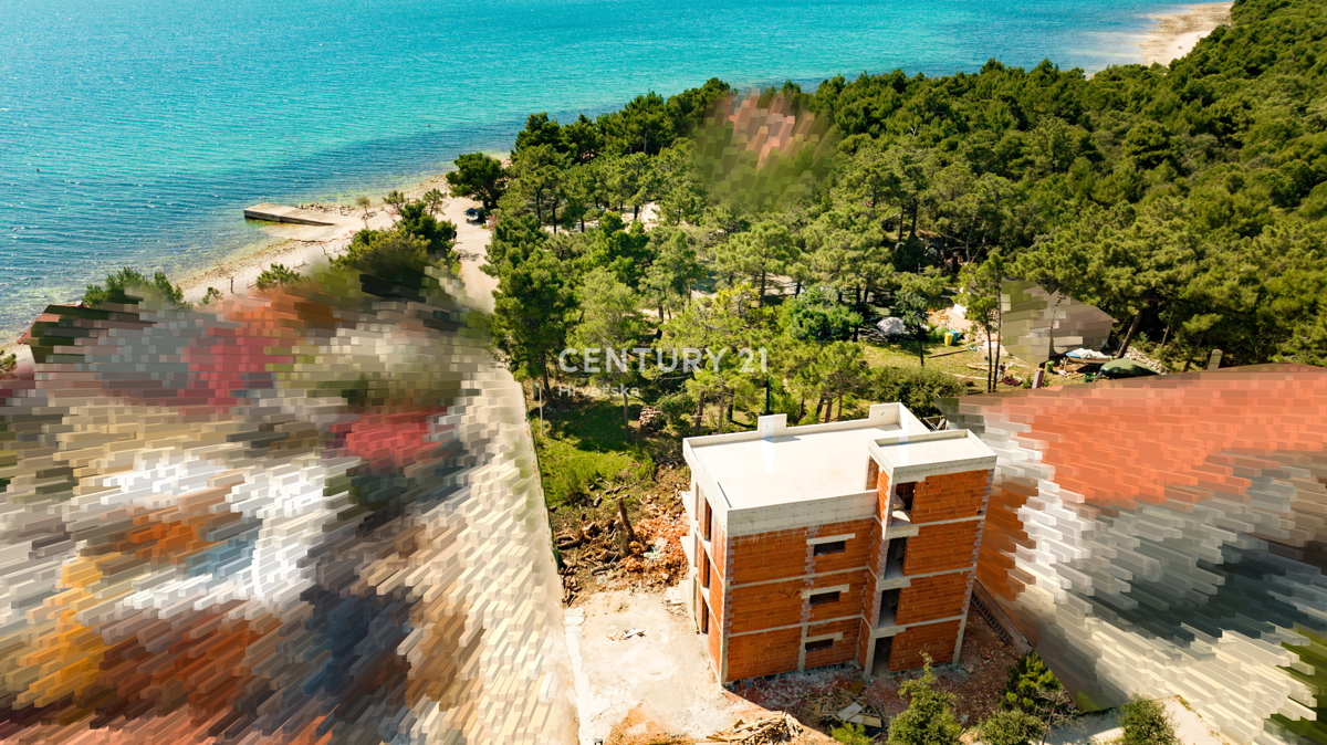 VIR - appartamento con 2,5 stanze al piano terra - 90 m dal mare e dalla spiaggia