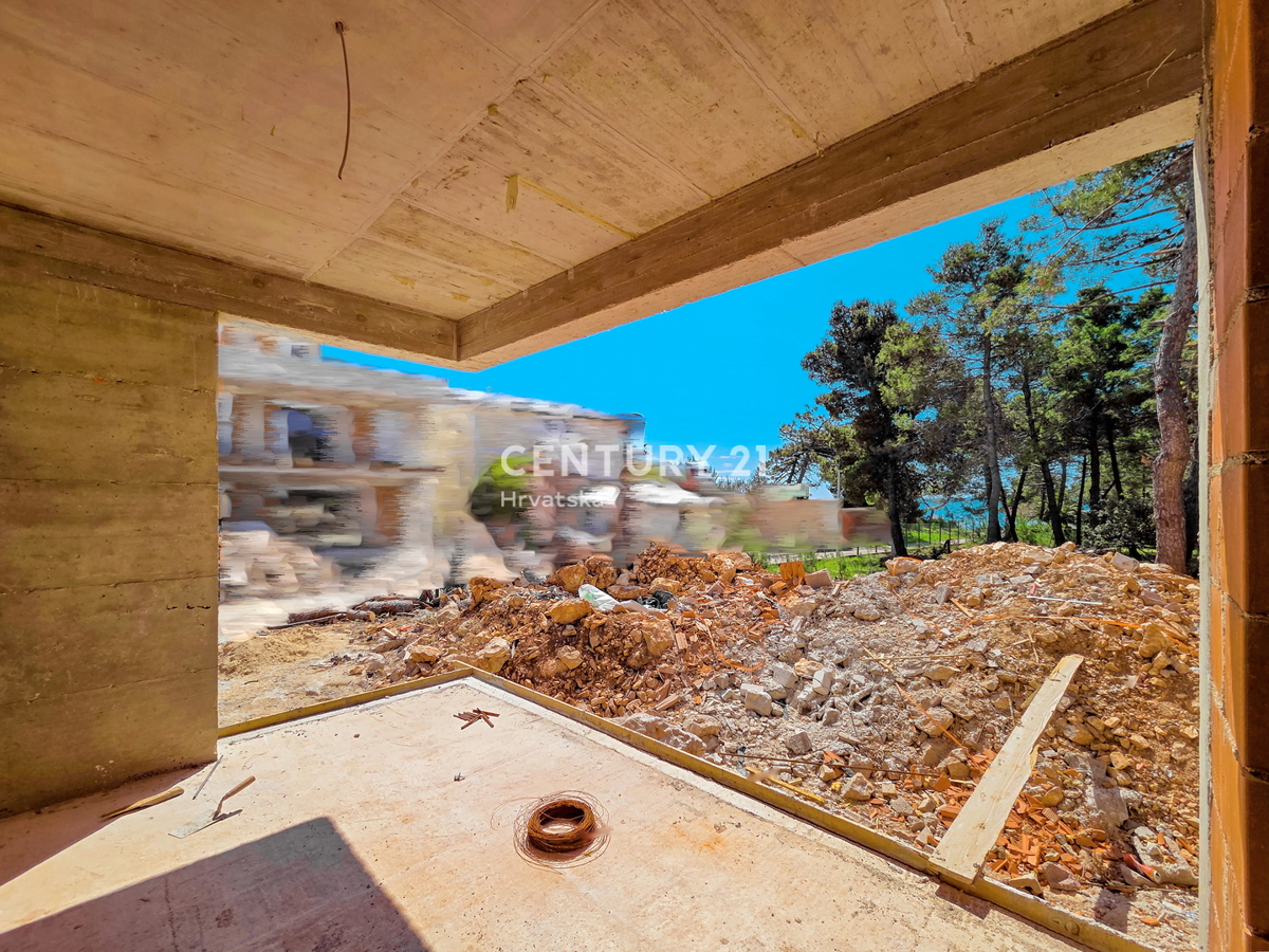 VIR - appartamento con 2,5 stanze al piano terra - 90 m dal mare e dalla spiaggia