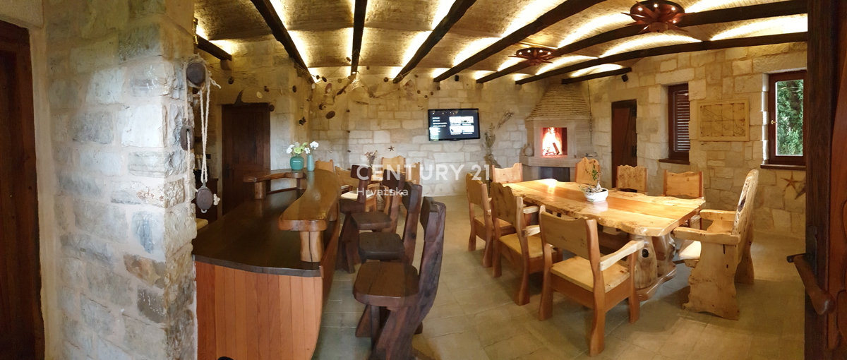 Pakoštane, Dolaška Draga, villa di lusso con piscina vicino al mare