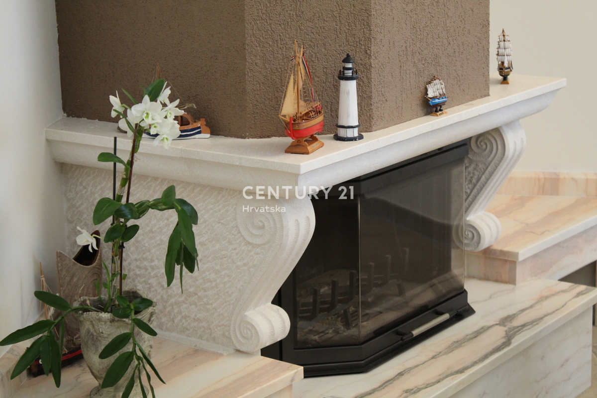 Pakoštane, Dolaška Draga, villa di lusso con piscina vicino al mare