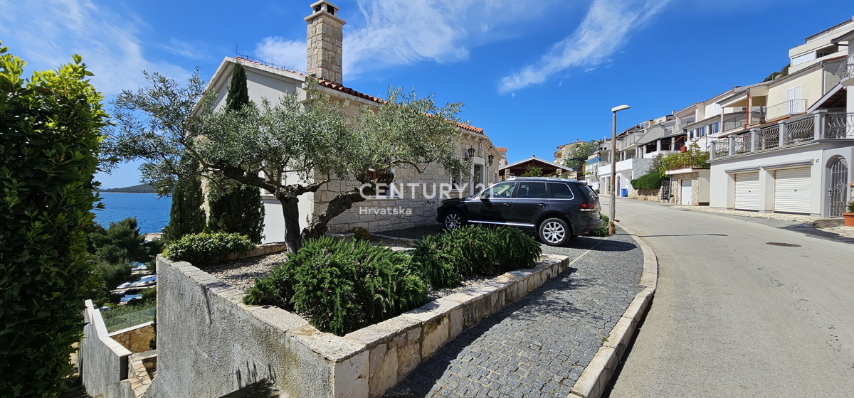 Pakoštane, Dolaška Draga, villa di lusso con piscina vicino al mare
