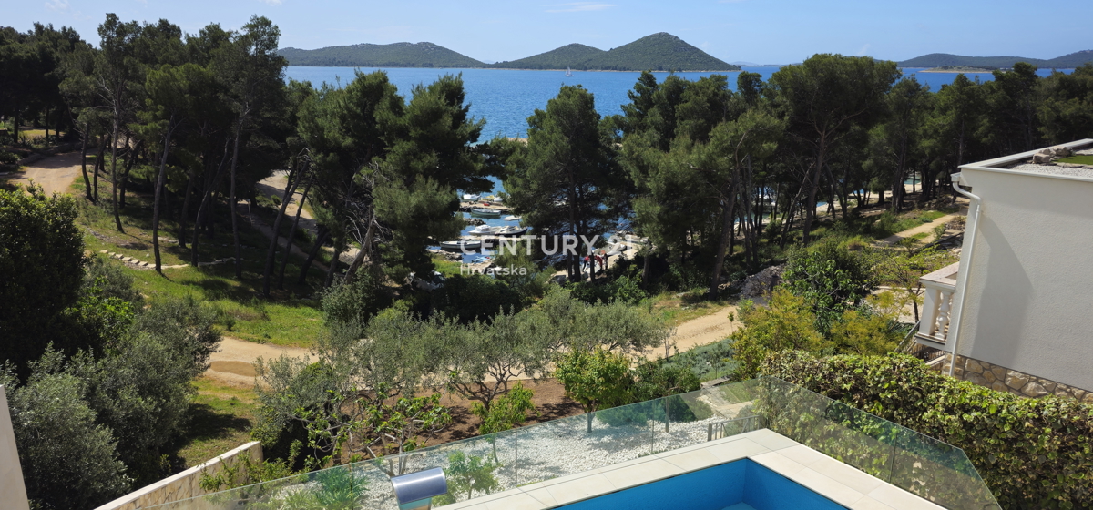 Pakoštane, Dolaška Draga, villa di lusso con piscina vicino al mare