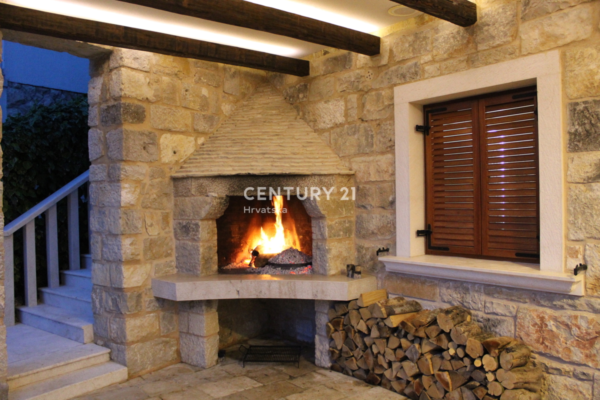 Pakoštane, Dolaška Draga, villa di lusso con piscina vicino al mare