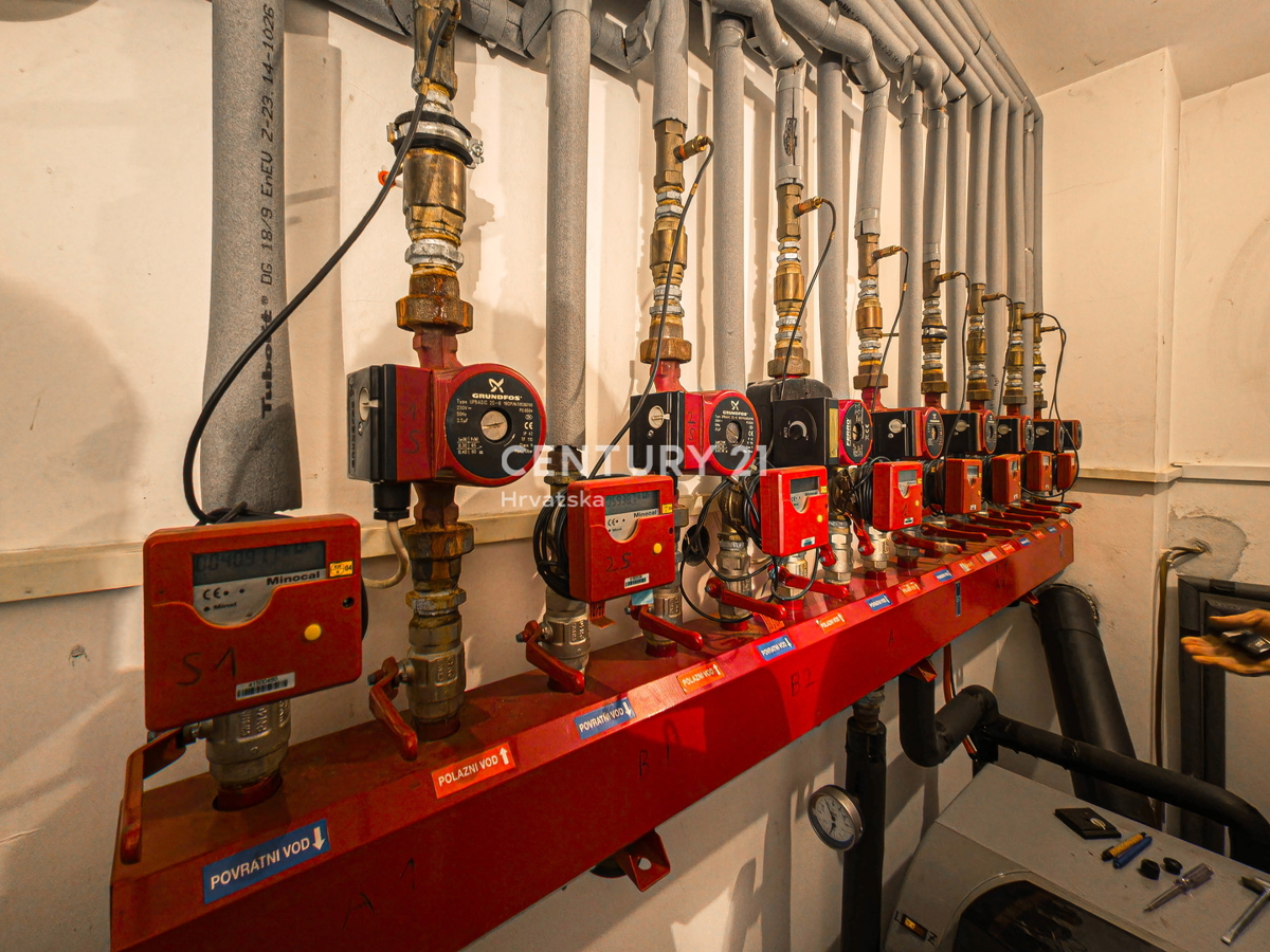 ZADAR, SUKOŠAN, APPARTAMENTO 123 M2, PIANO TERRA, GARAGE, RIPOSTIGLIO, SPLENDIDA VISTA SUL MARE