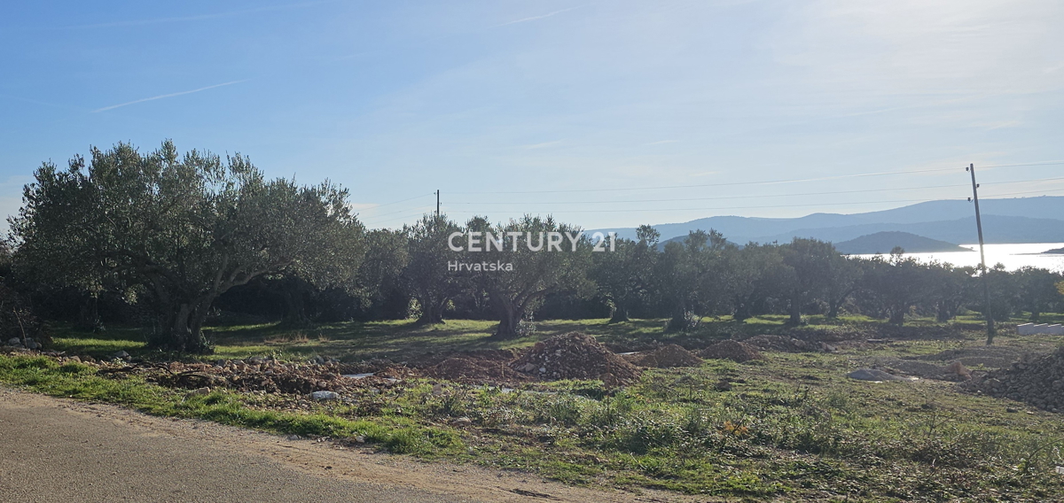 Sv. Filip i Jakov, Sv. Petar na Moru, terreno edificabile