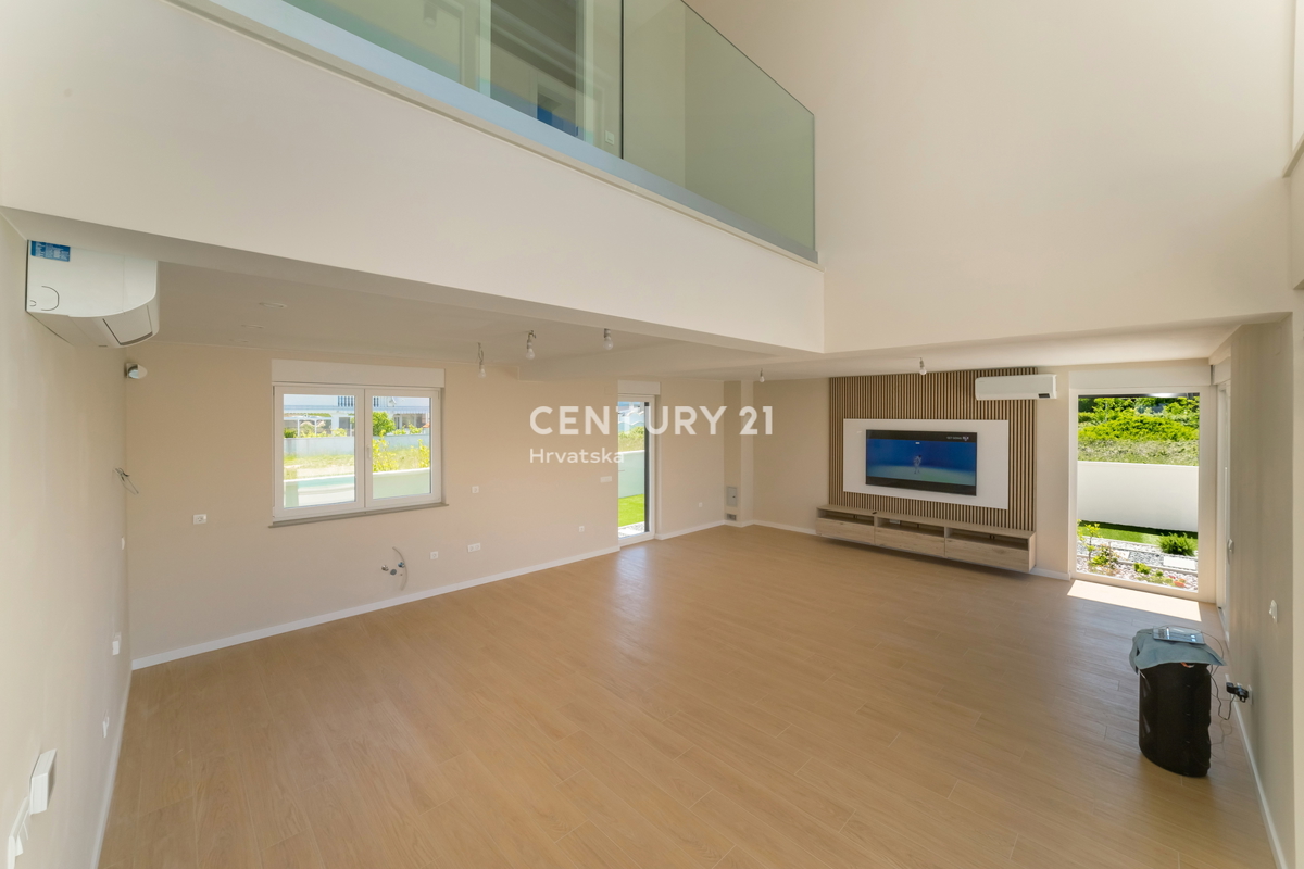 Privlaka, Sabunike, villa moderna con piscina, 5 camere da letto, 4 bagni, 250 m dal mare