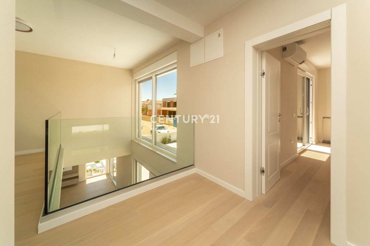 Privlaka, Sabunike, villa moderna con piscina, 5 camere da letto, 4 bagni, 250 m dal mare