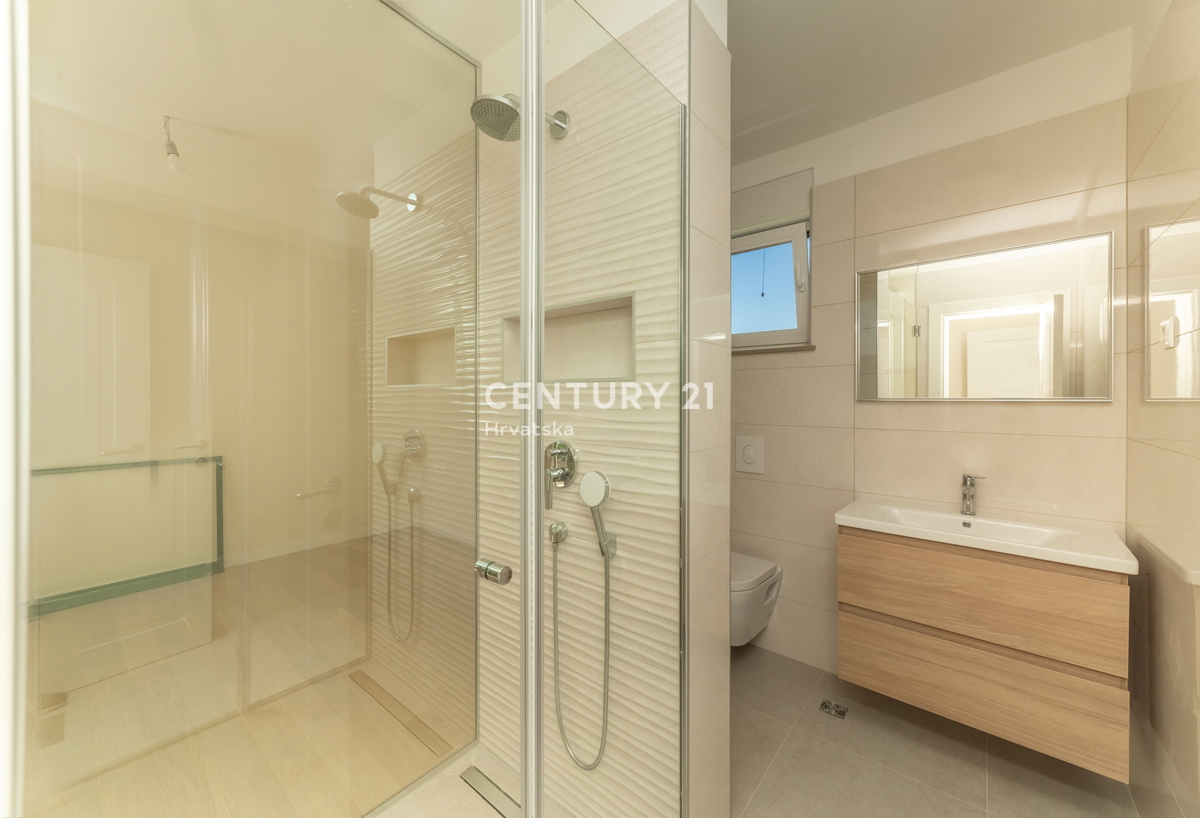 Privlaka, Sabunike, villa moderna con piscina, 5 camere da letto, 4 bagni, 250 m dal mare