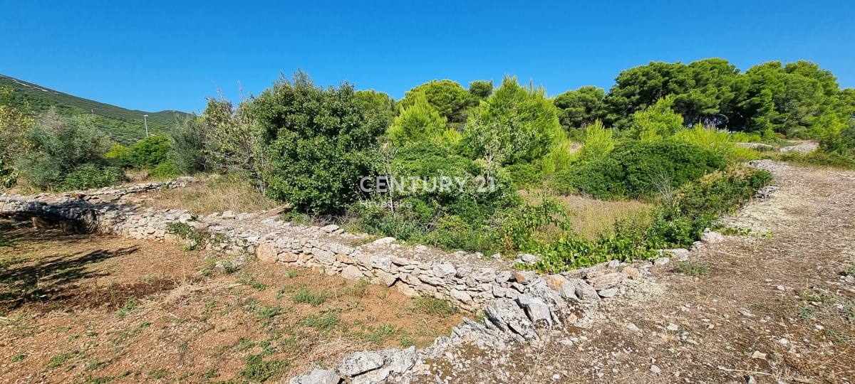 Pašman, Dobropoljana, grande terreno sul lato destro della strada con una splendida vista sul mare
