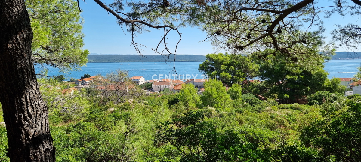 Pašman, Dobropoljana, grande terreno sul lato destro della strada con una splendida vista sul mare