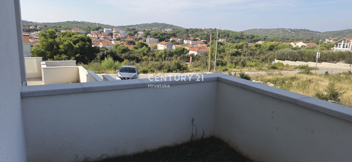 Jezera - isola di Murter - appartamento di lusso su due piani con giardino, in Lake Residence - S1