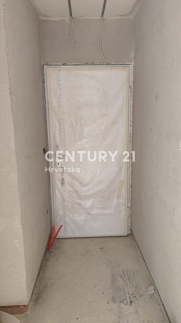 ZADAR, BILI BRIG, NUOVA COSTRUZIONE DI LUSSO, 3,5 VANI-110 m2, PIANO TERRA, GIARDINO