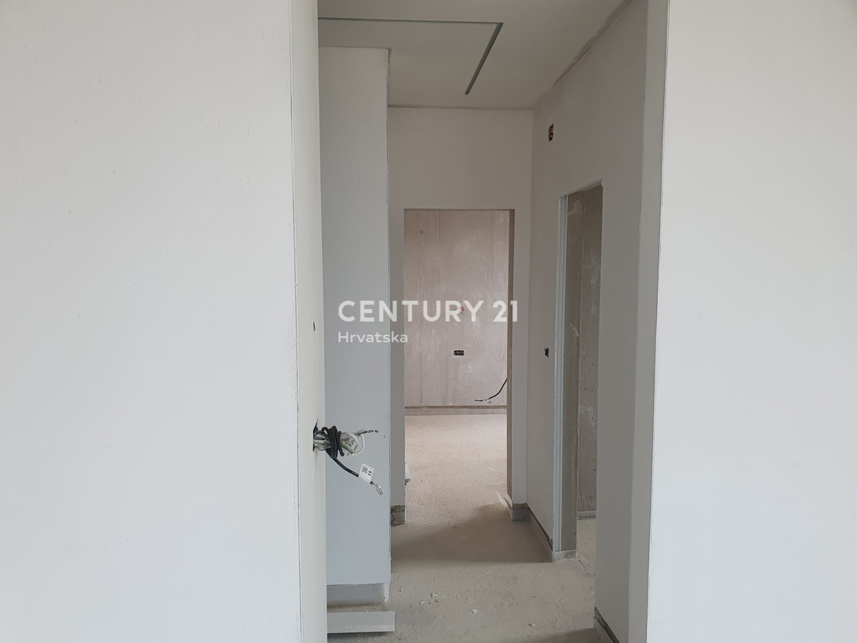 ZADAR, BILI BRIG, NUOVA COSTRUZIONE DI LUSSO, 3,5 VANI-110 m2, PIANO TERRA, GIARDINO