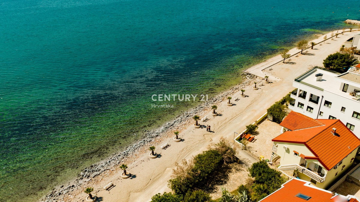 VIR, Lato sud dell'isola, 45 m dal mare - appartamento 3.5 locali - 91,83 m2