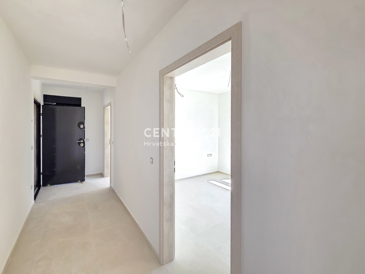 VIR, Lato sud dell'isola, 45 m dal mare - appartamento 3.5 locali - 91,83 m2