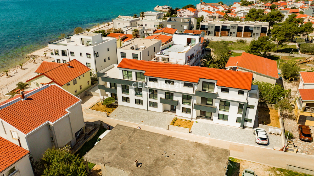 VIR, Lato sud dell'isola, 45 m dal mare - appartamento 3.5 locali - 91,83 m2