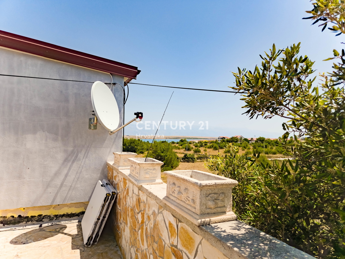 VIR, CASA CON 3 APPARTAMENTI, A 350 M DAL MARE, SUBITO ABITABILE