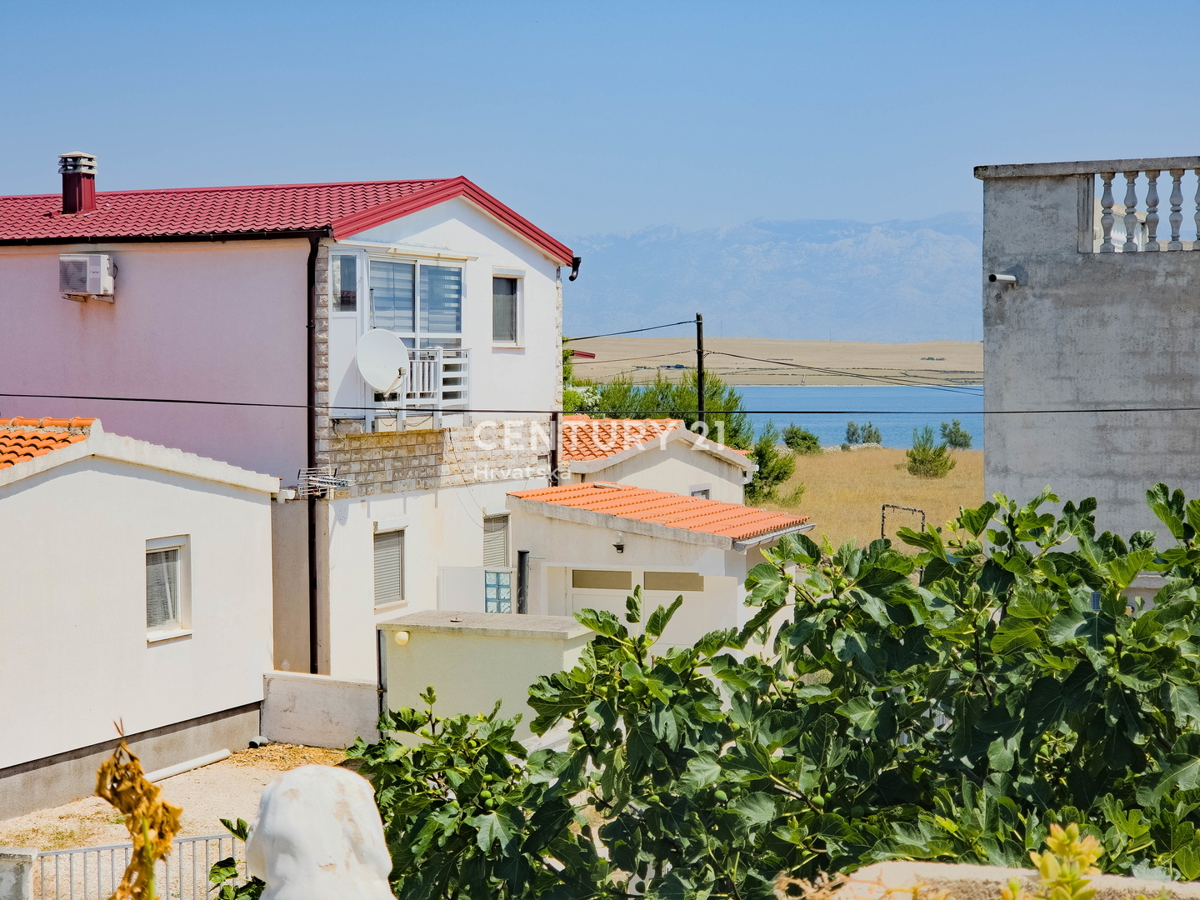 VIR, CASA CON 3 APPARTAMENTI, A 350 M DAL MARE, SUBITO ABITABILE