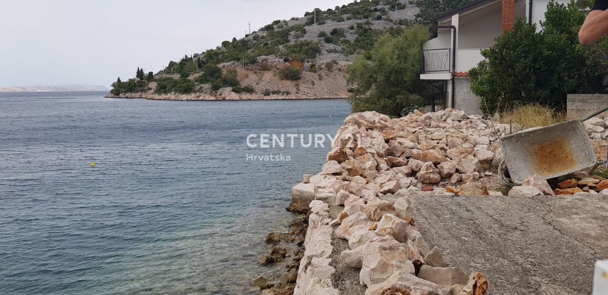 Lugovo Šugarje - Barić Drage - terreno fronte mare, con costruzione avviata e concessione edilizia