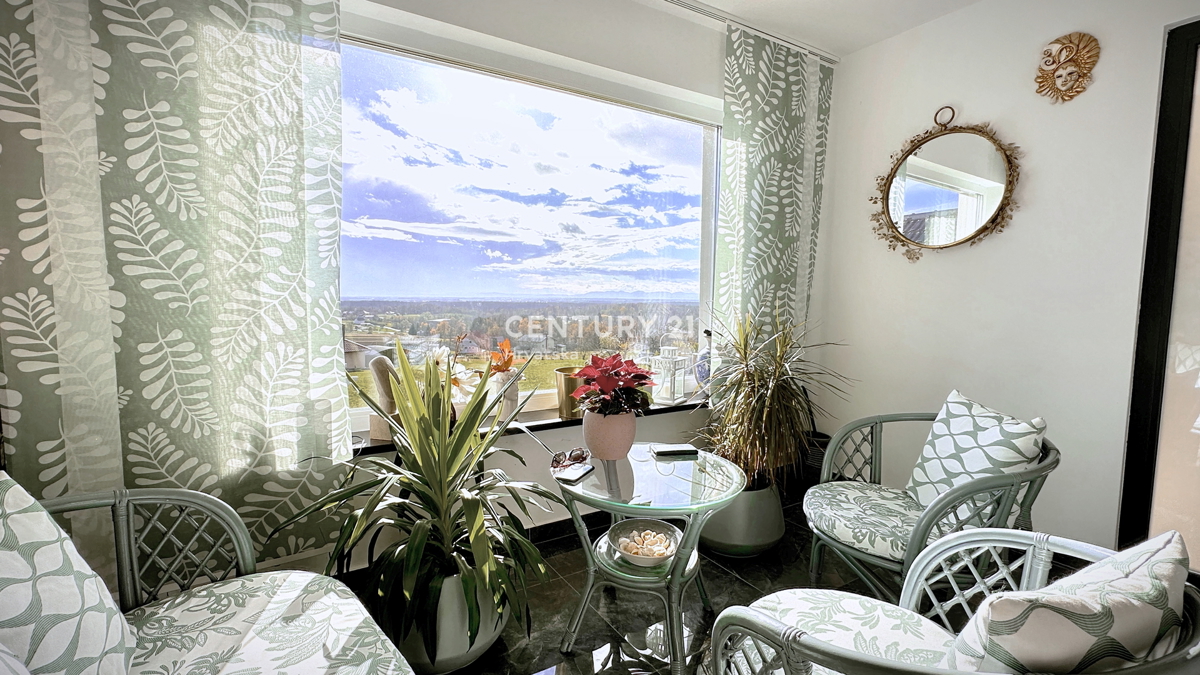 Casa completamente ristrutturata con vista magnifica su Ivančica e Kalnik